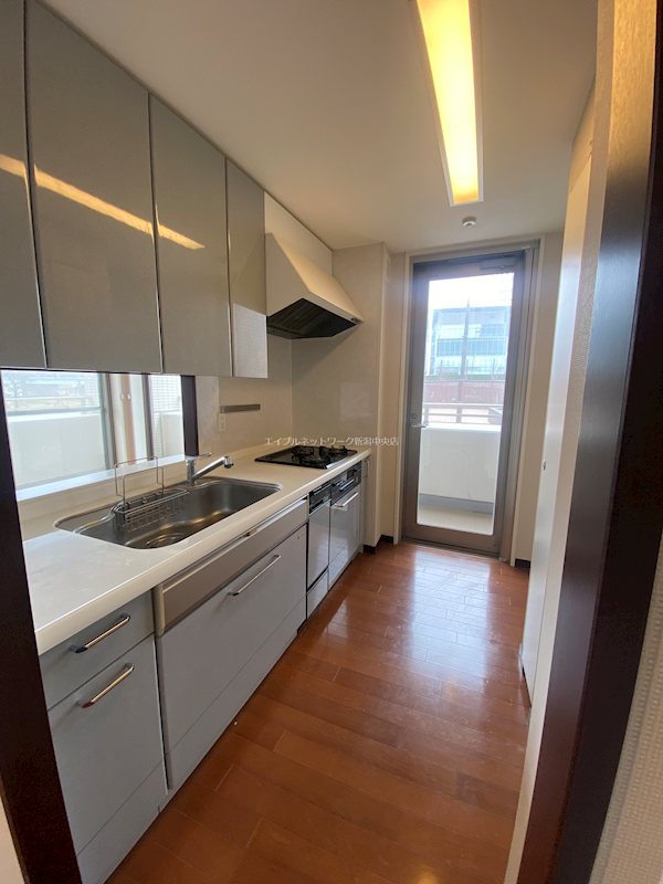 キッチン　システムキッチン入替します。（食洗機なし）