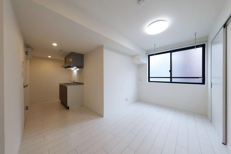 居室・リビング　☆明るい洋室☆