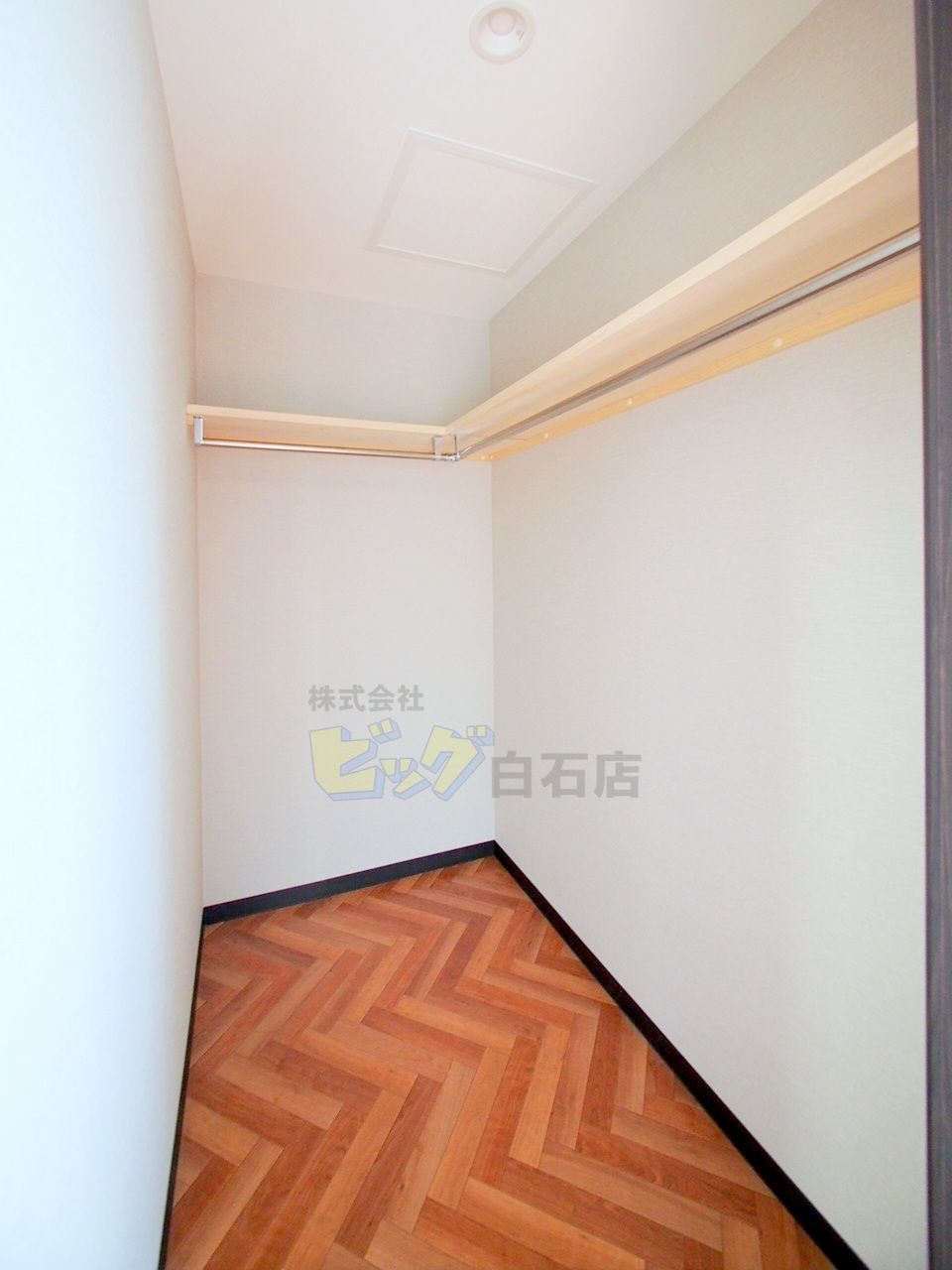 収納　広々ウォークインクローゼット完備しています♪