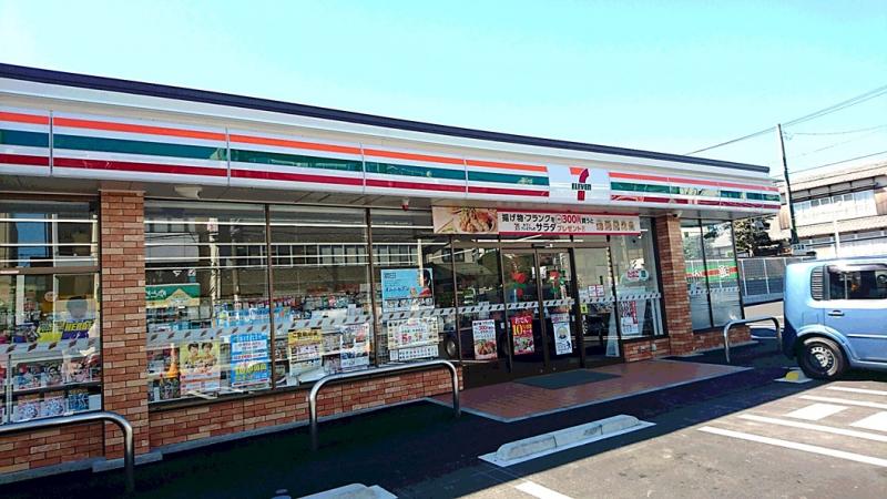 コンビニ　セブンイレブン 取手戸頭3丁目店（コンビニ）まで373m