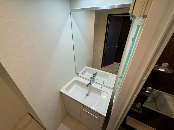 洗面設備　※別部屋の写真です