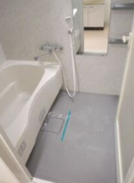 バス・シャワールーム　※別部屋参考写真