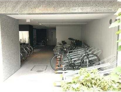 駐車場　駐輪場です