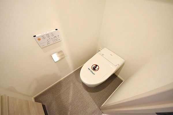 トイレ　シンプルで使いやすいトイレです