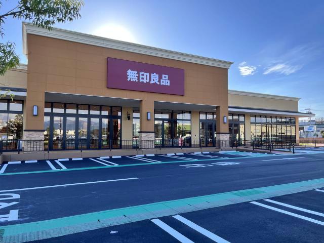 ショッピングセンター　無印良品フォレストモール新前橋店（ショッピングセンター）まで1673m