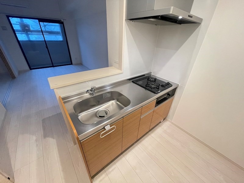 キッチン　同物件別部屋写真