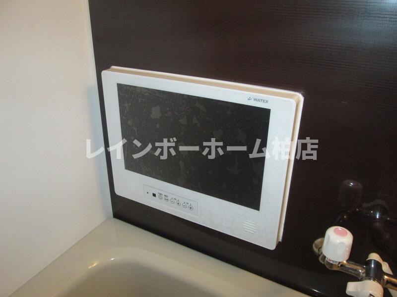 その他　浴室にモニターが付いております。