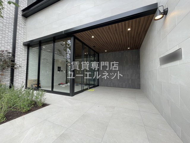エントランス　オートロック完備