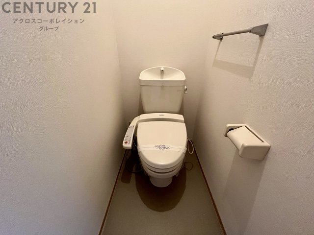 トイレ　温水洗浄便座付きでおすすめ！