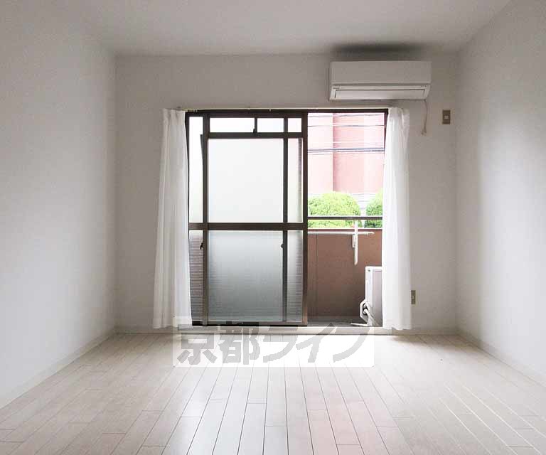 居室・リビング　広いお部屋ですよ～・
