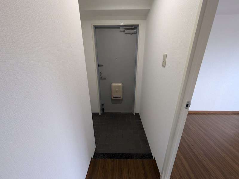 ロイヤルシャトー門戸の玄関写真
