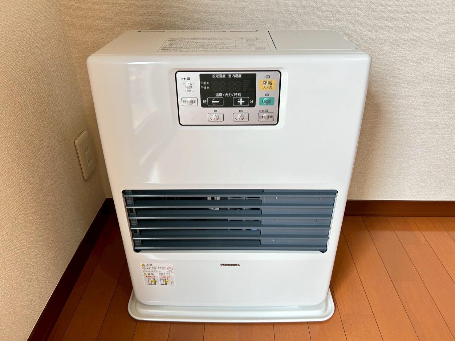 その他設備　灯油ＦＦストーブ