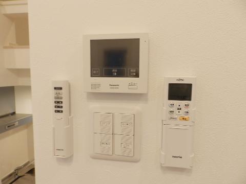 セキュリティ　カメラ付インターホン
