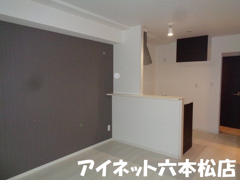 地下鉄七隈線 野芥駅 徒歩5分 4階建 築3年の居間写真