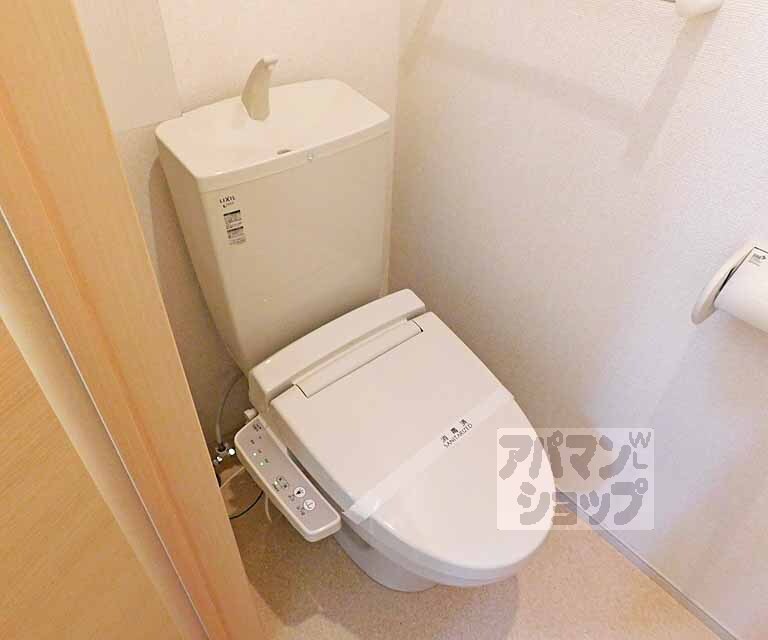 トイレ　ツルツルピカピカ！