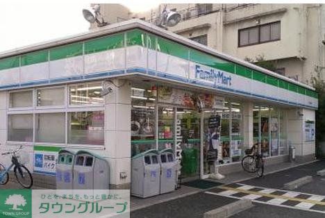 コンビニ　ファミリーマート豊中大黒町店（コンビニ）まで600m