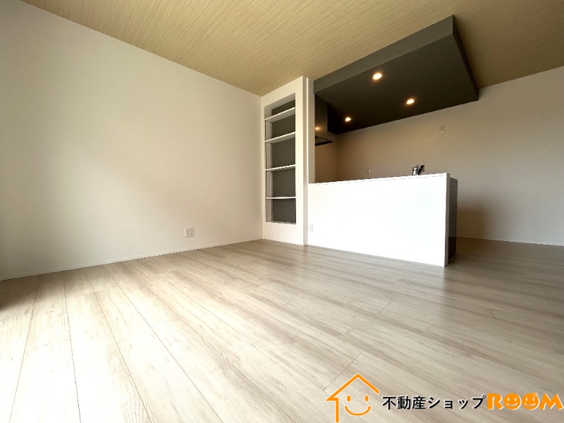 ＪＲ鹿児島本線 羽犬塚駅 徒歩21分 2階建 築3年の居間写真