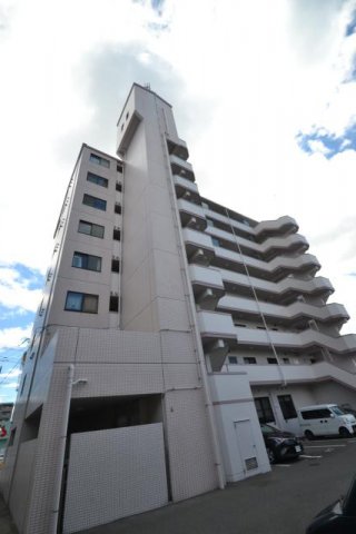 広島市西区南観音のマンションの建物外観