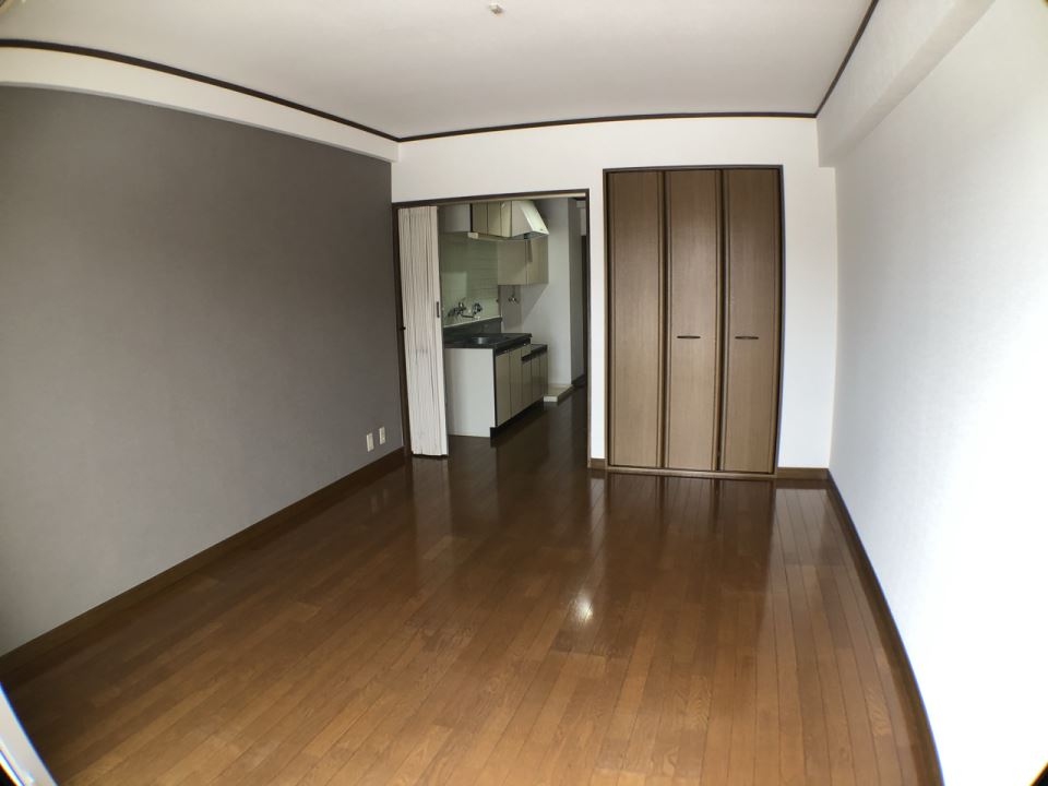 居室・リビング　９畳の洋室です