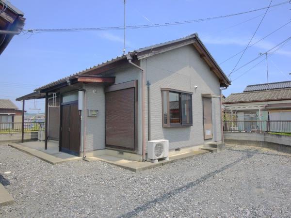 富岡町貸家　北棟の建物外観