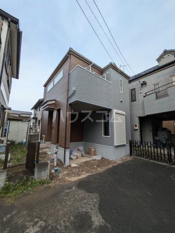 春日部市一ノ割１丁目１３貸家の建物外観