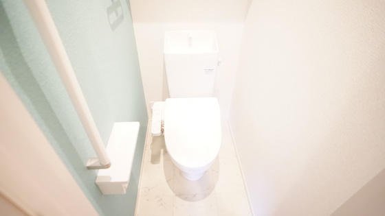 トイレ　シャワー付きトイレ