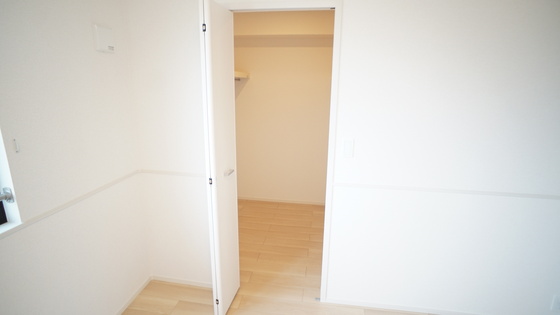 収納　ウォークインクローゼット