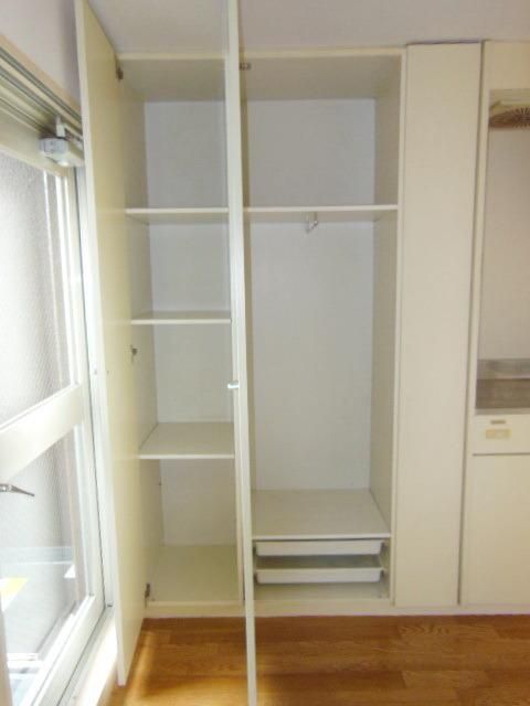 その他設備　☆使い勝手のよい収納もあります☆