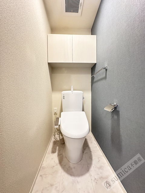 トイレ　温水洗浄便座付き♪♪