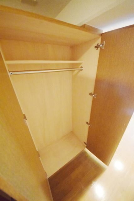 その他設備　★たっぷり入る収納です★