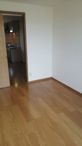 居室・リビング　こちらのリビングで趣味の時間をお楽しみください