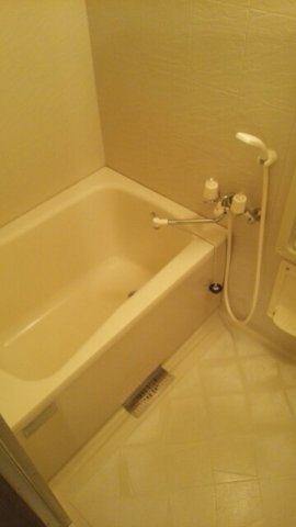 バス・シャワールーム　日々の暮らしに欠かせないお風呂です