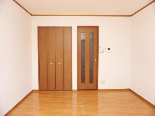 居室・リビング　内装