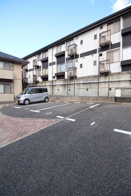 駐車場　敷地内駐車場