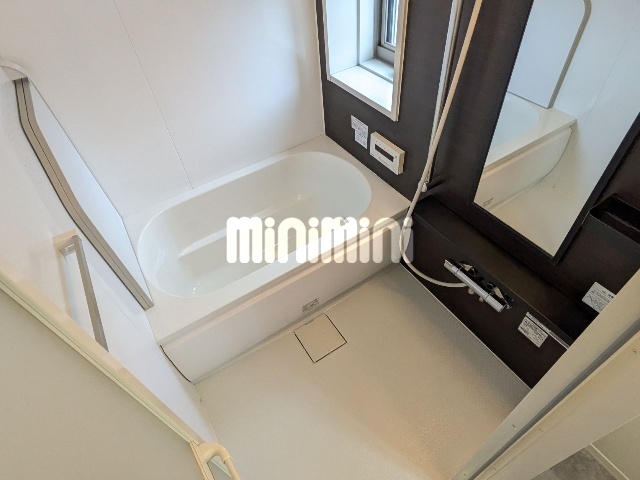 バス・シャワールーム　追い焚きバス