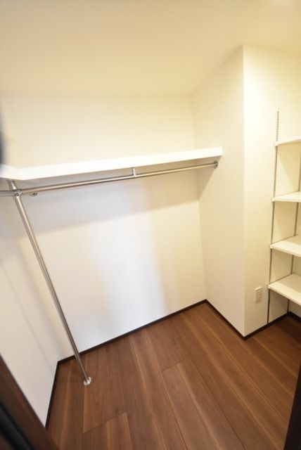 収納　ウォークインクローゼット