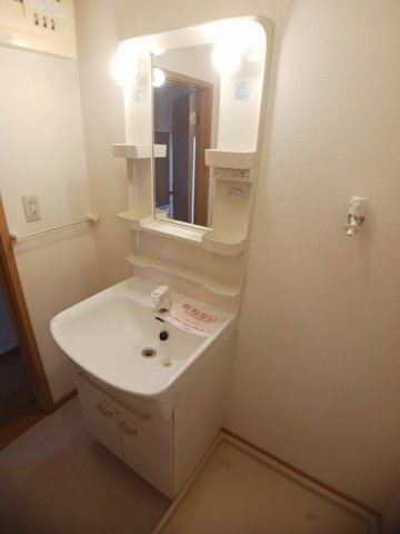 洗面設備　忙しい朝には欠かせない洗面所です