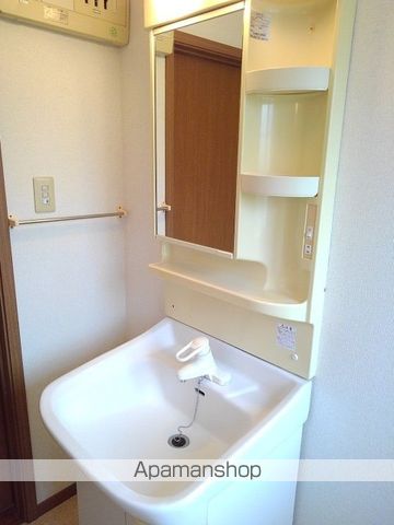 コンフォート平和台Aの内装写真
