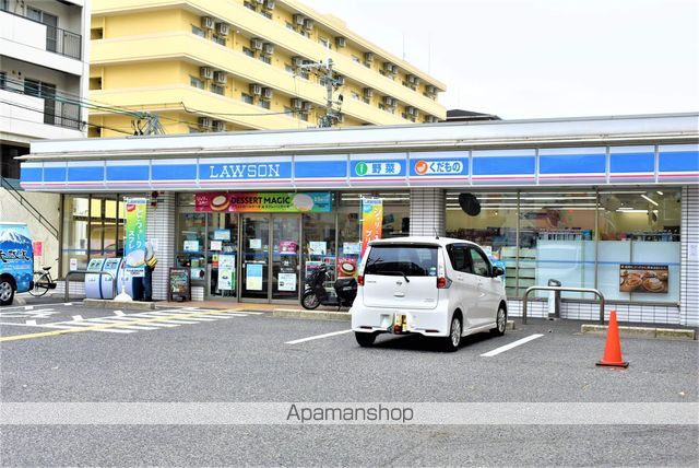 コンビニ　ローソン（コンビニ）まで359m