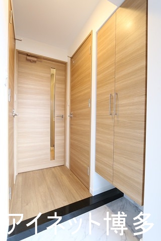 玄関　大容量のシューズボックス