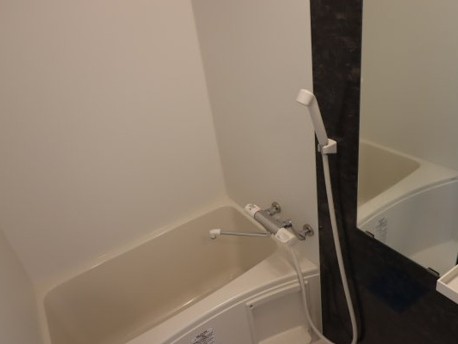 バス・シャワールーム　風呂