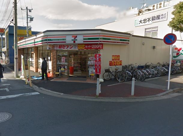 コンビニ　セブン-イレブン 馬橋駅西口店（コンビニ）まで429m