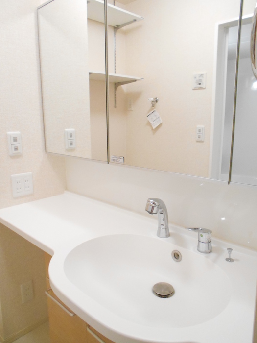 洗面設備　洗髪洗面化粧台