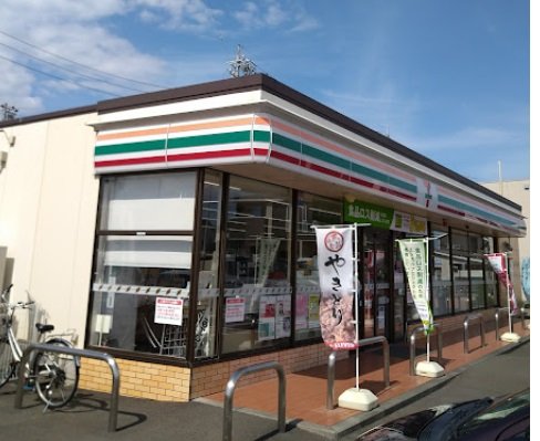 コンビニ　セブン－イレブン　焼津祢宜島店（コンビニ）まで21m
