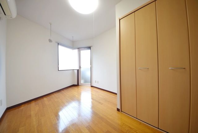 居室・リビング　★日当たりの良いリビングです★