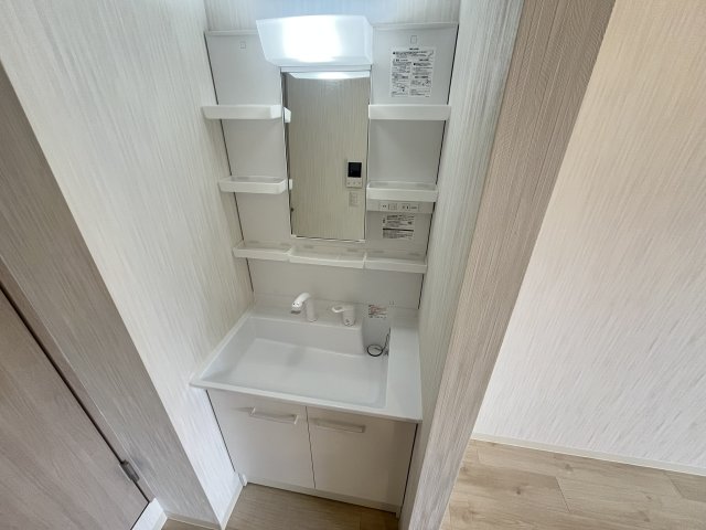 ルストーレ西宮北口1号棟の内装写真