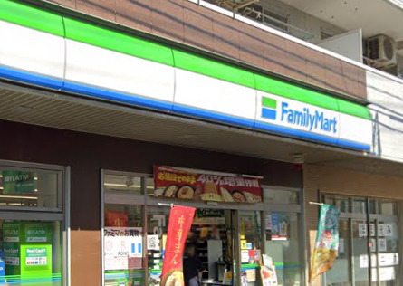 コンビニ　ファミリーマート（コンビニ）まで497m