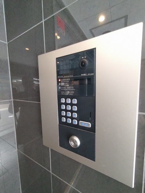 セキュリティ　オートロック完備