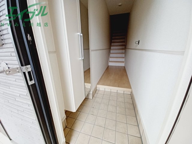 玄関　同型参考写真