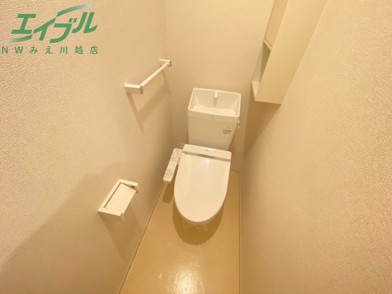 トイレ　同型参考写真